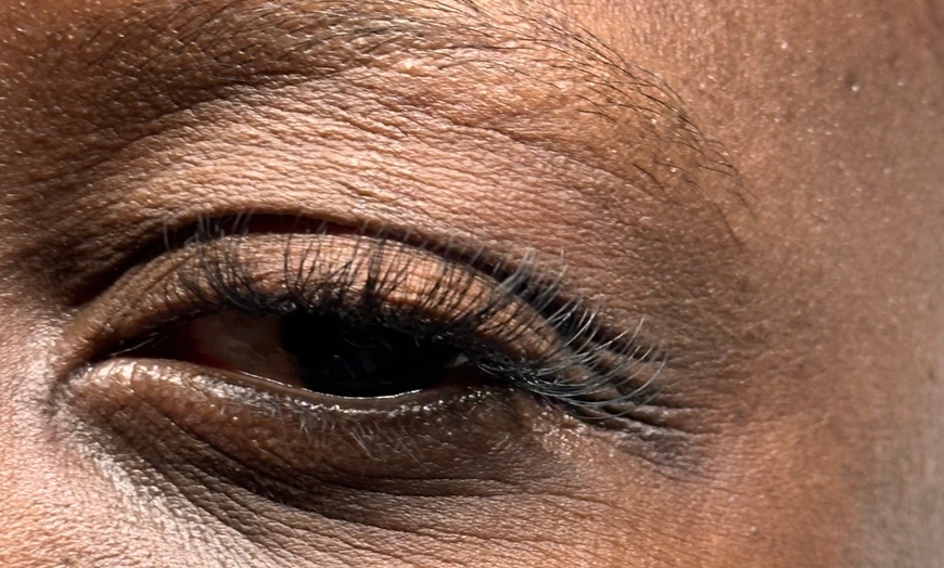 Image 6: Unlock Your Glam Game: Stunning Eyelash Extensions Await