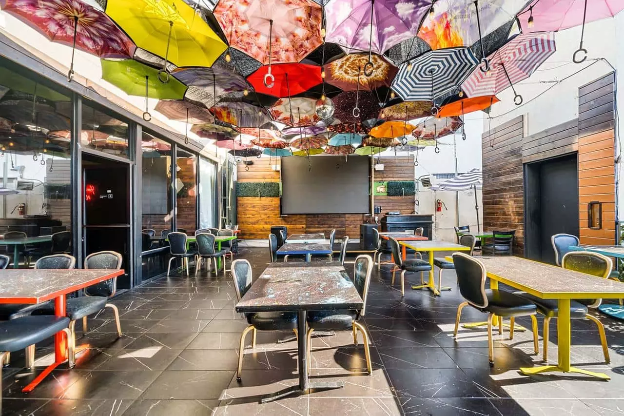 Unwind With Pottery, Mimosas, and Breathtaking Sunsets