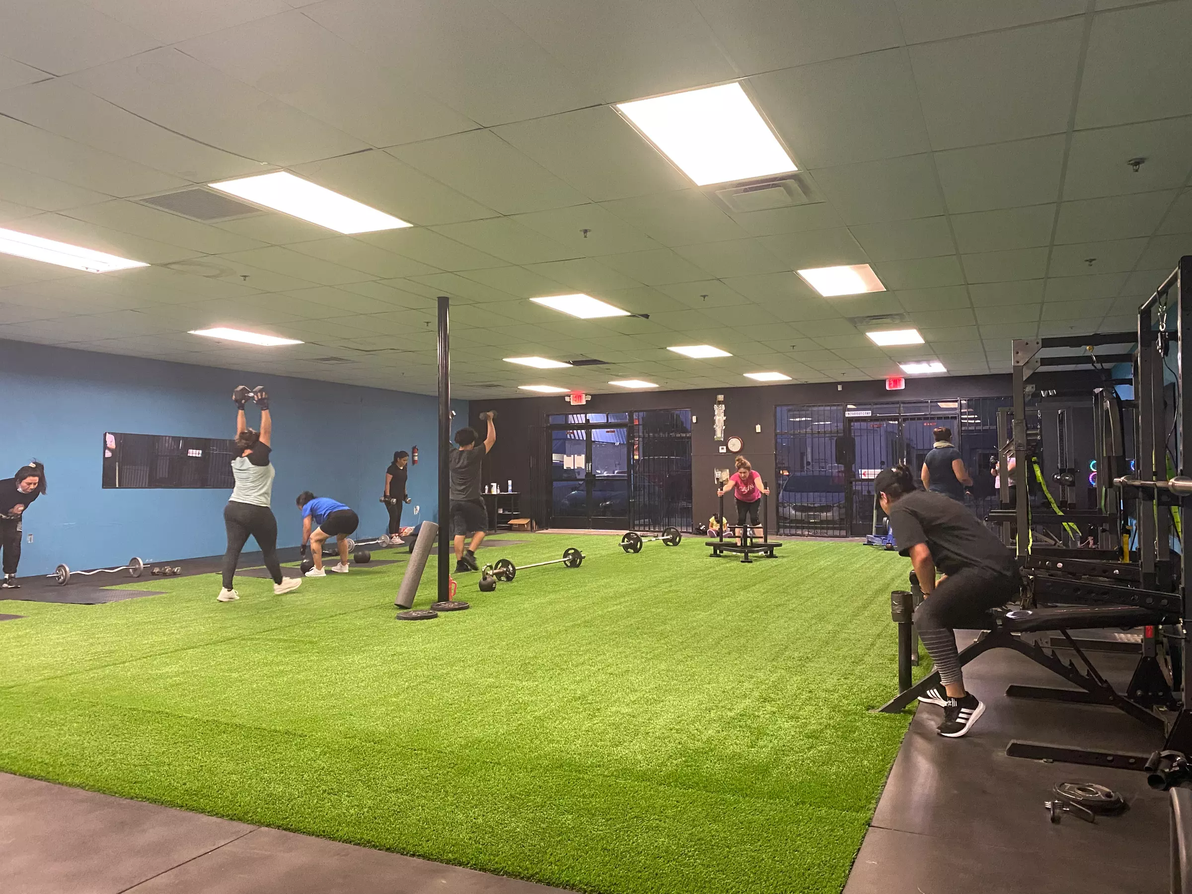 Enjoy up to 50% off on one month of fitness classes for one or two with FNZO's invigorating programs - Primary Image