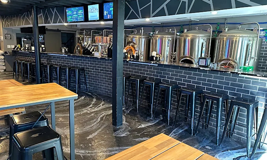 Image 3: Premium Baked Oyster Samplers, Drinks, and Dining Credits