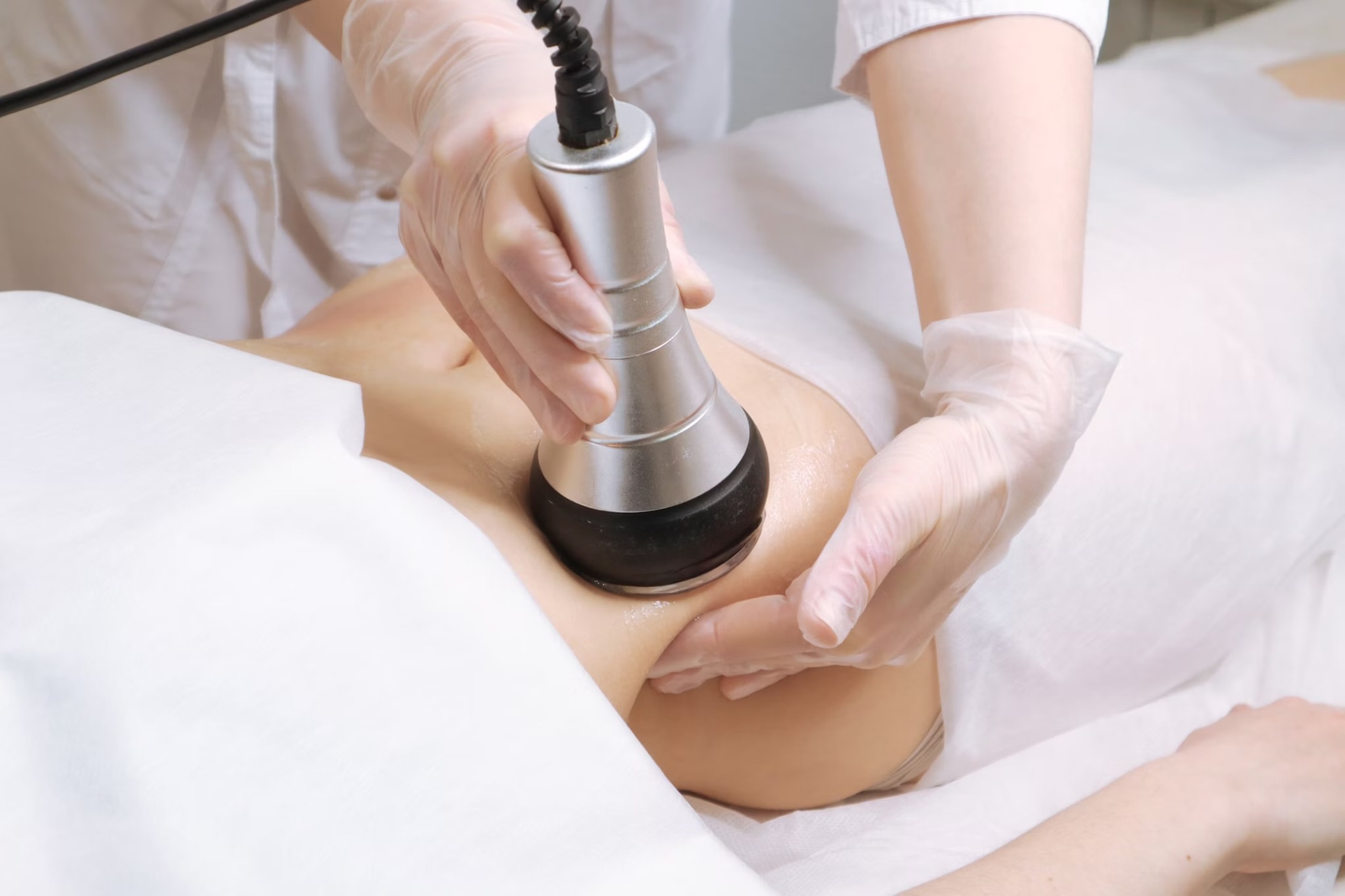 Up to 43% Off on Lipo - Non-Invasive Laser-iLipo at Slim body