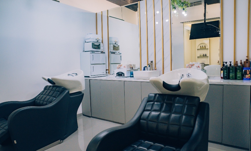 Full Body spa treatment & Facial - Bamby barbers | Groupon