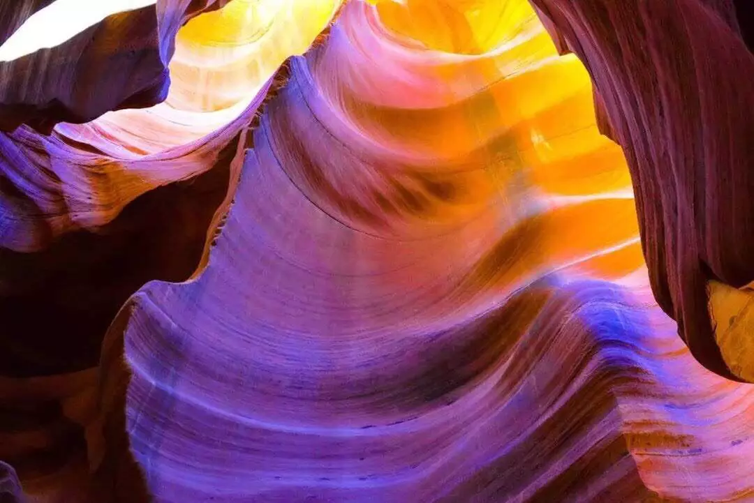 Horseshoe Bend and Upper or Lower Antelope Canyon Van Tour for One with Lunch from Utour USA (Up to 31% Off) - Second Medium