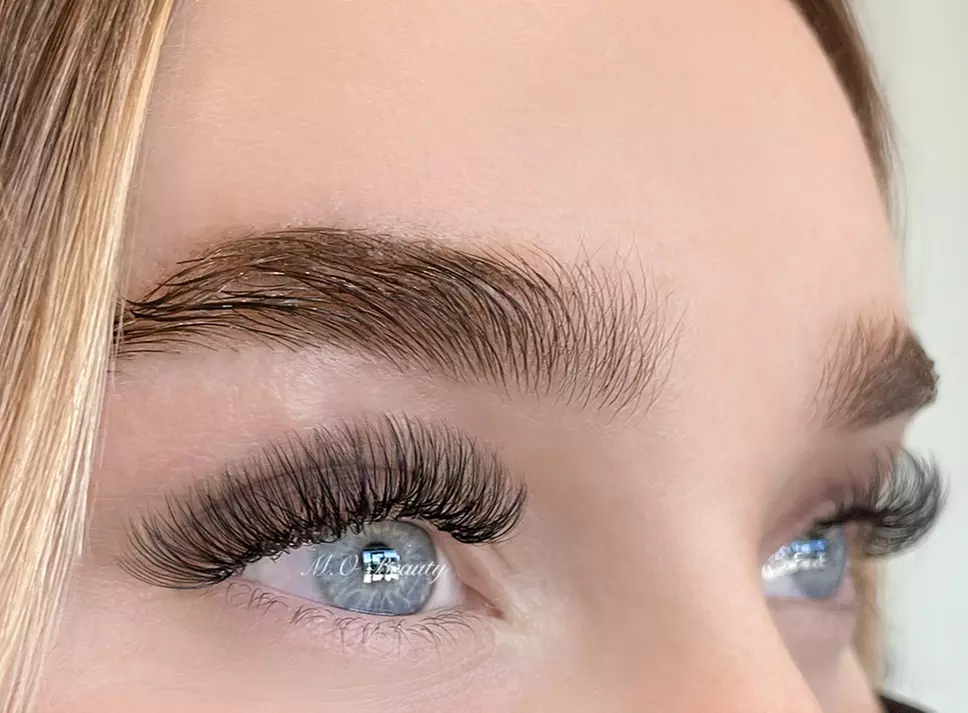 Enhance Your Eyes with Full Set Mink Eyelash Options