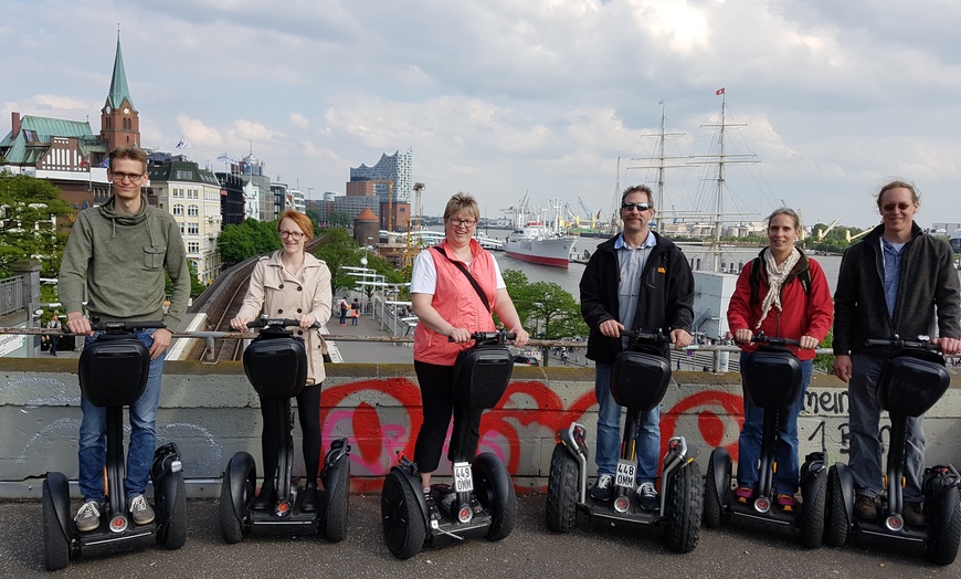 Image 1: 120 Min. Segway-Tour HafenCity