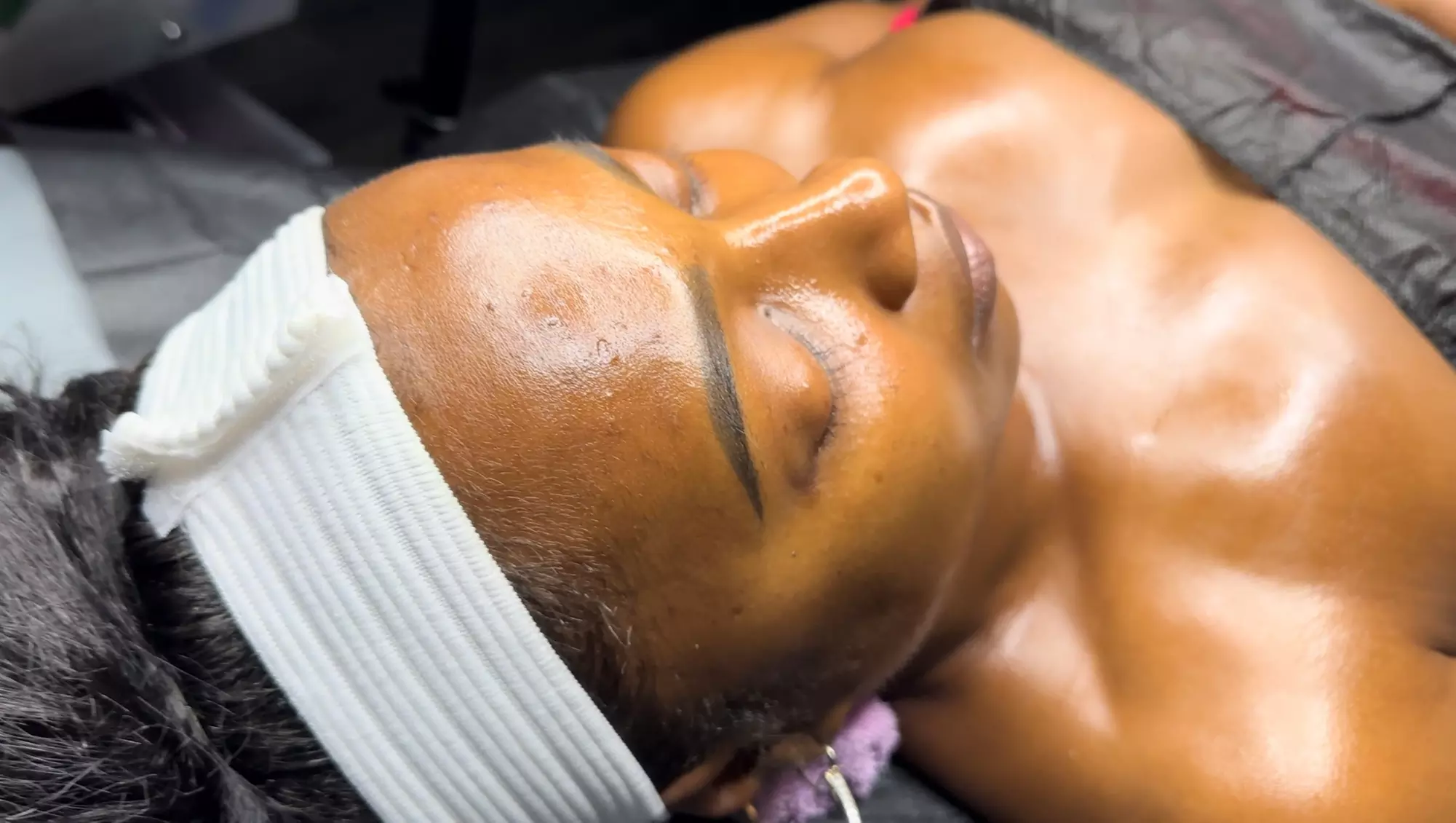 Glow Your Way: DBlinks Facial Deal—Up to 50% Off