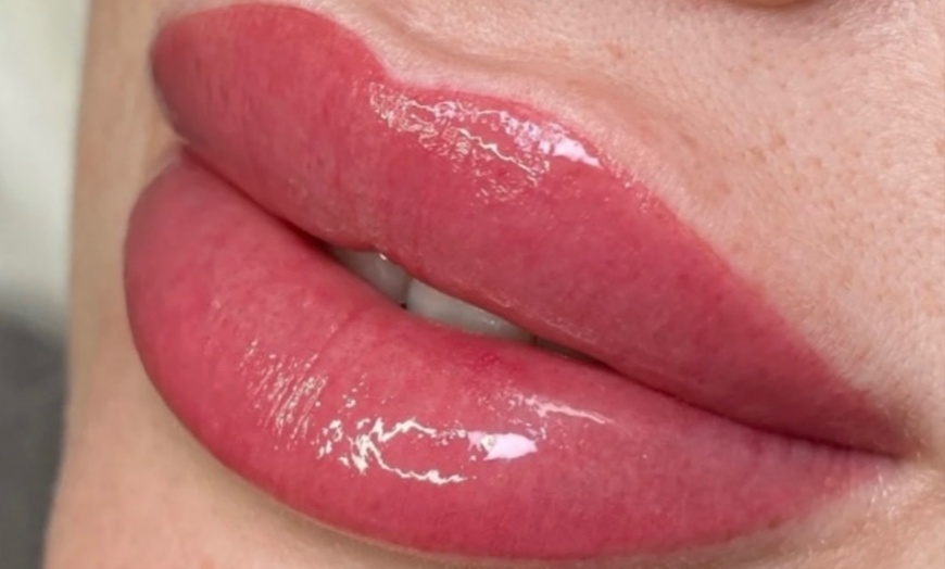 Image 2: Up to 44% Off on  at Permanent Makeup By Asma