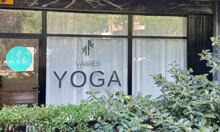 Image 5: Hasta 33% de descuento en Clase de yoga en Vaires Yoga Estudio