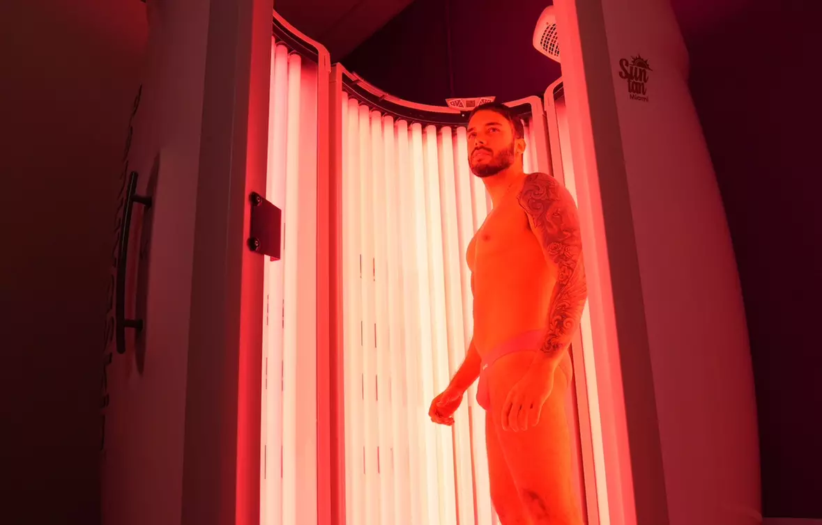 Unlock Radiant Health: Red Light Therapy Sessions