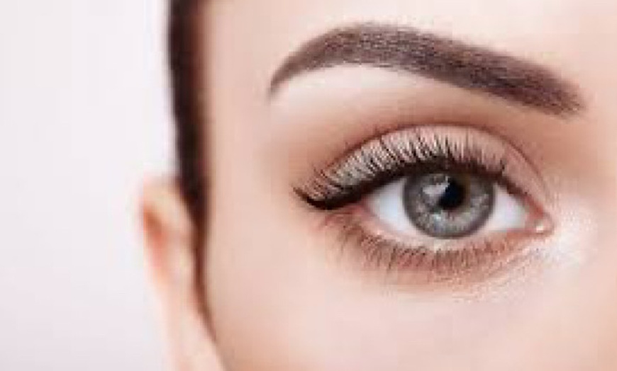 Image 4: Up to 60% Off on Eyelash Extensions at Gloria Nails & Spa