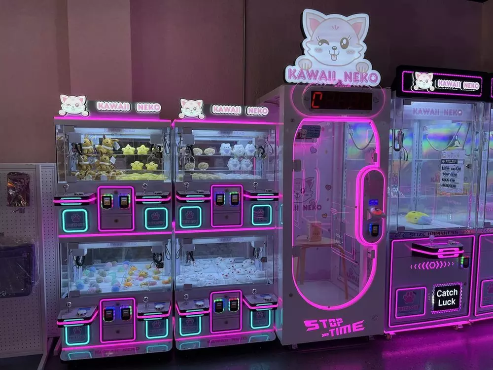 Claw Machine Arcade & Kawaii Collectibles in Orlando