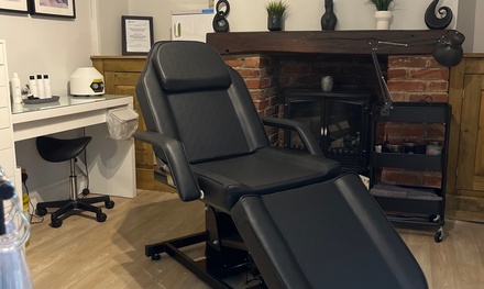 50 Minutes: Choice of Deep Tissue or Swedish Massage - AJD beauty & aesthetics