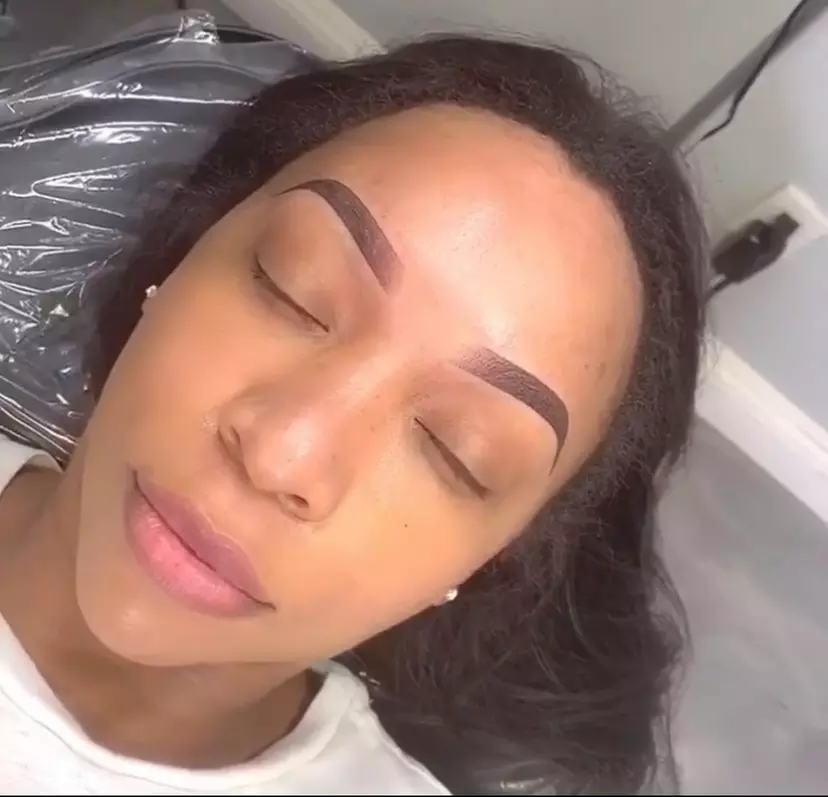 Up to 40% Off on Eyebrow Tinting at Clovere Cosmetics - Primary Image