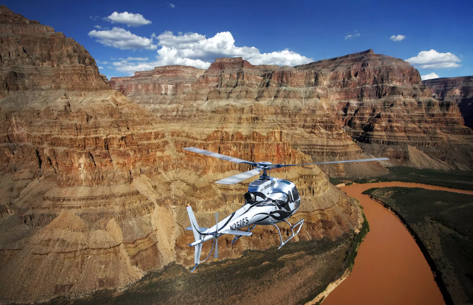 Grand Canyon Helicopter Tours – Falcon Flight & Sunset Landings