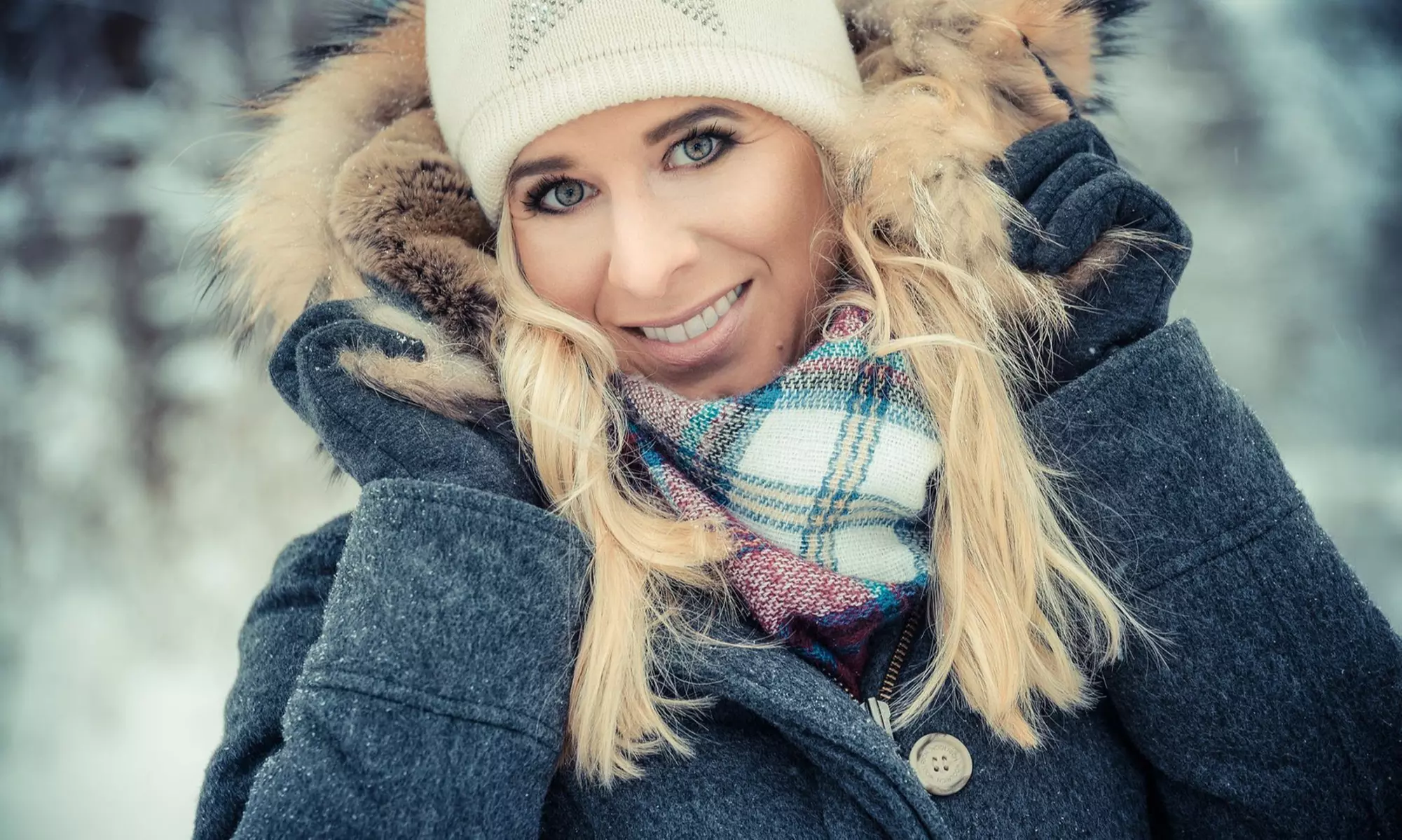 3 oder 4 Std. Fotoshooting für 1 oder 2 Personen inkl. bearbeitetes Bild bei E&A Fotografie (bis zu 87% sparen*)