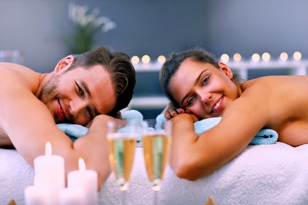 60-Minutes Deluxe Combo Massage Include 30Mins Body+30Mins Foot with Hot Stone, Essential Oil and Sea Salt Soak - Winggate Body Therapy & Facial Spa