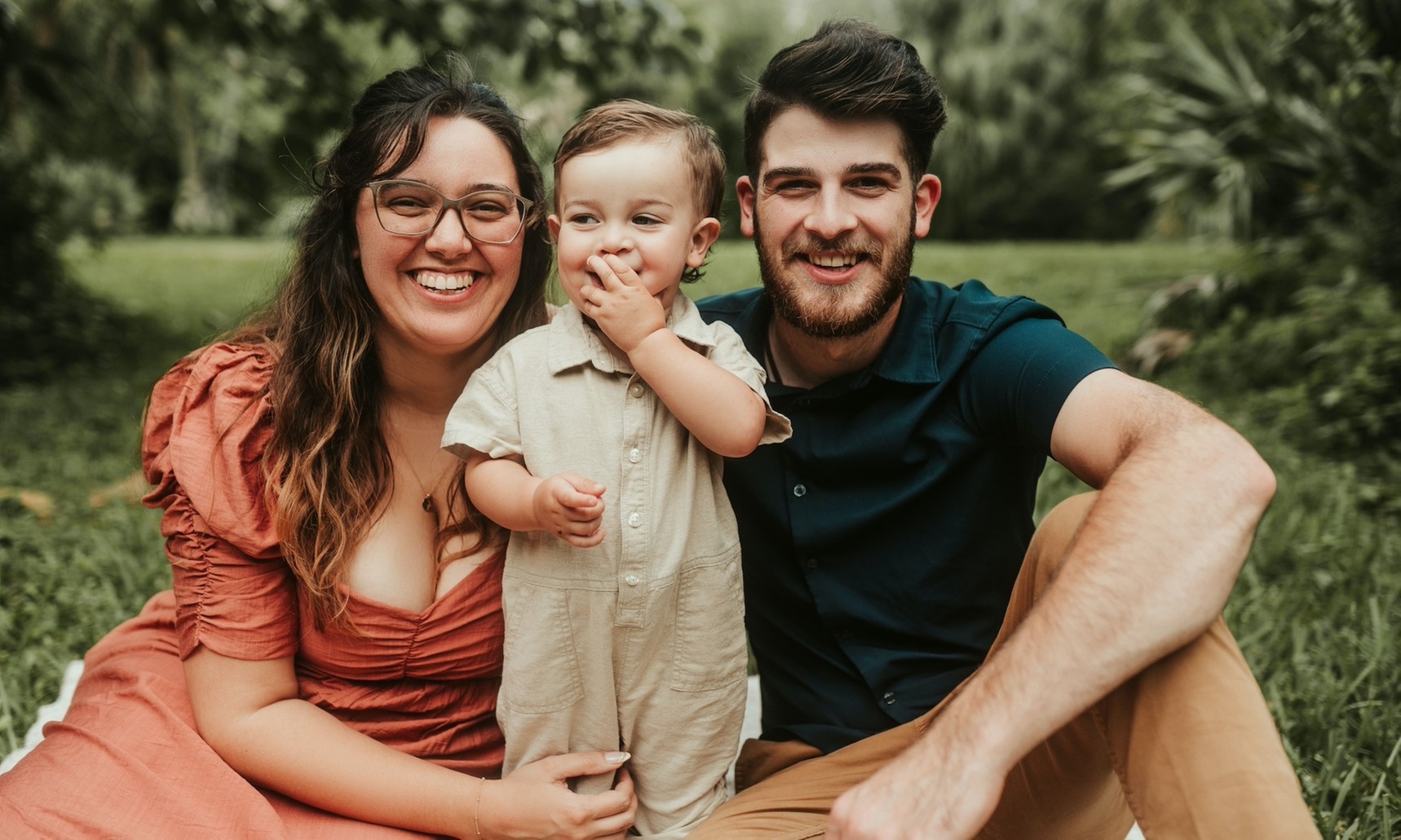 Capture Beautiful Outdoor Moments with a 2-Hour Photo Session