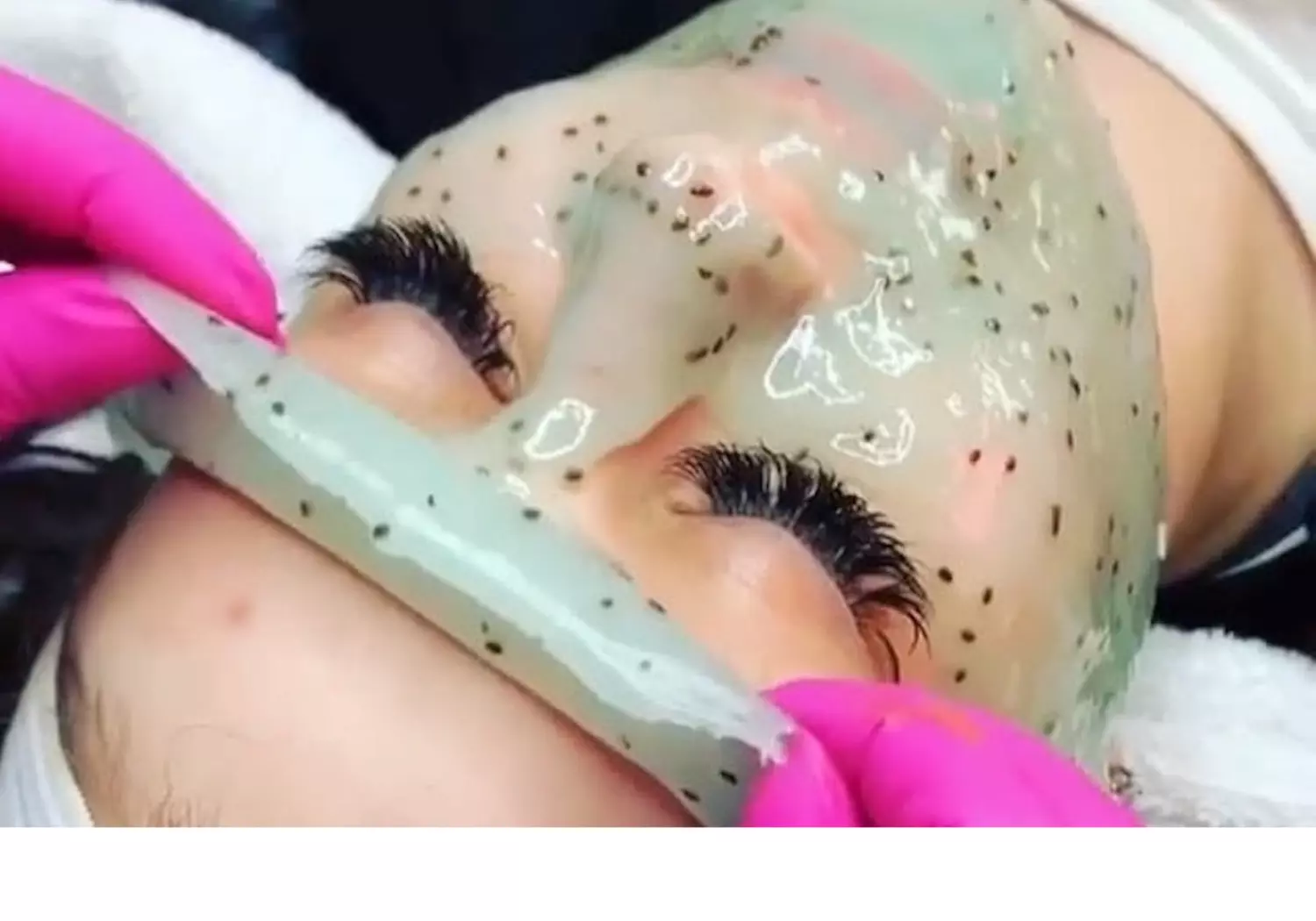 Up to 15% Off on Eyebrow Waxing at Stylish Threading And Beauty - Second Medium