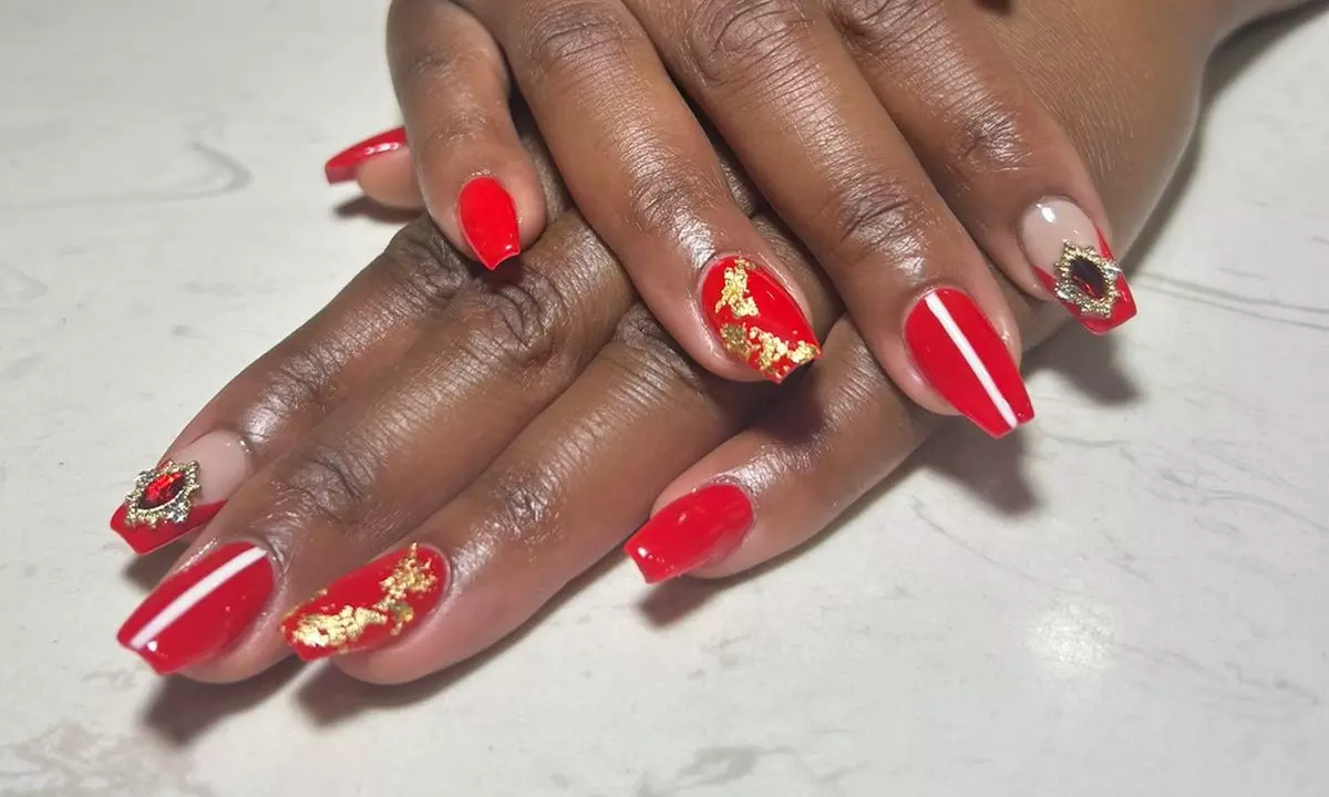 Nail Salon Gift Card for Long and Short/Medium Birthday Sets