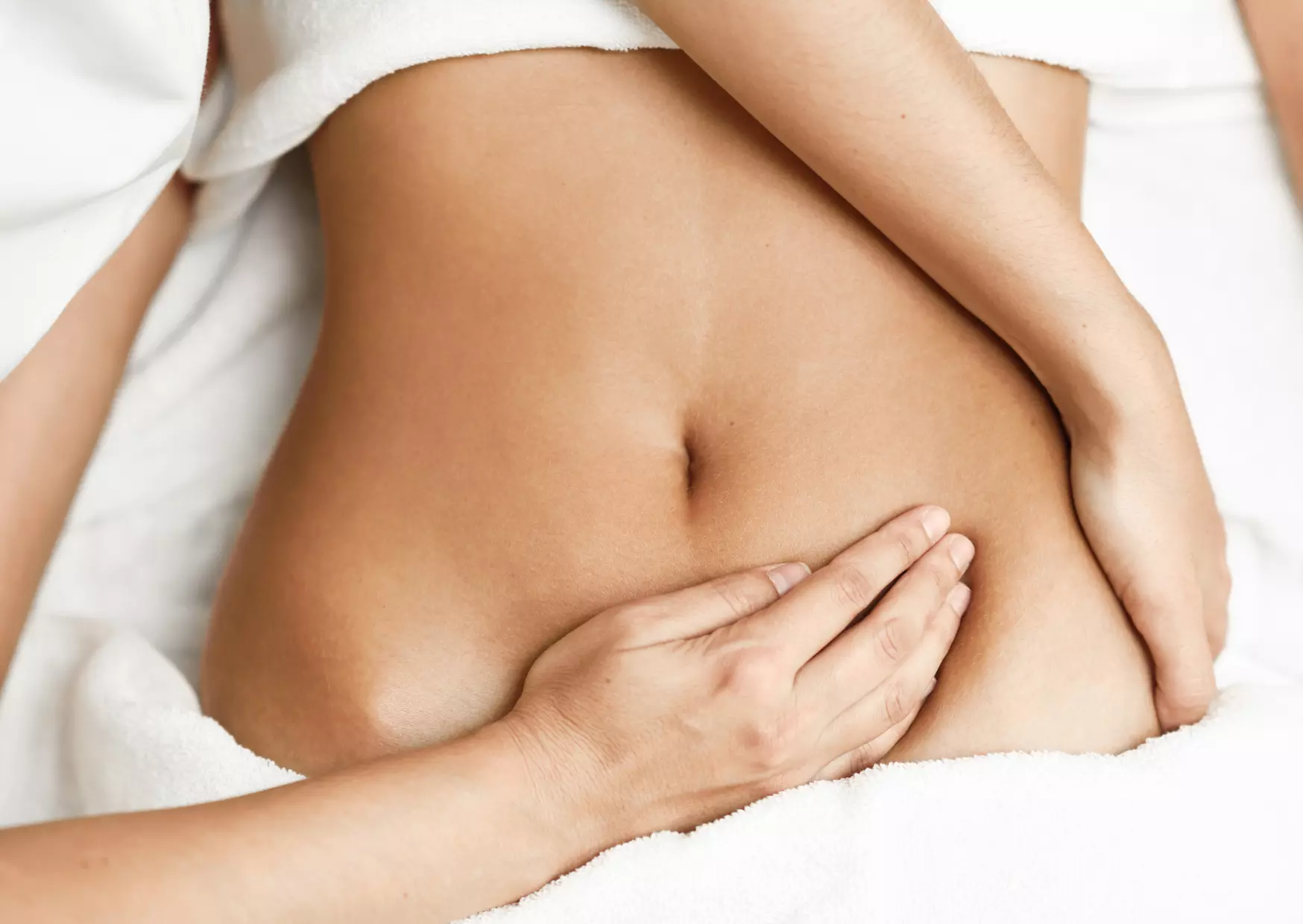 Massage abdominal Chi-Nei-Tsang pour femme d'1h, option sauna 15 min à L'écrin de l'Andelle, 30% de remise - Primary Image