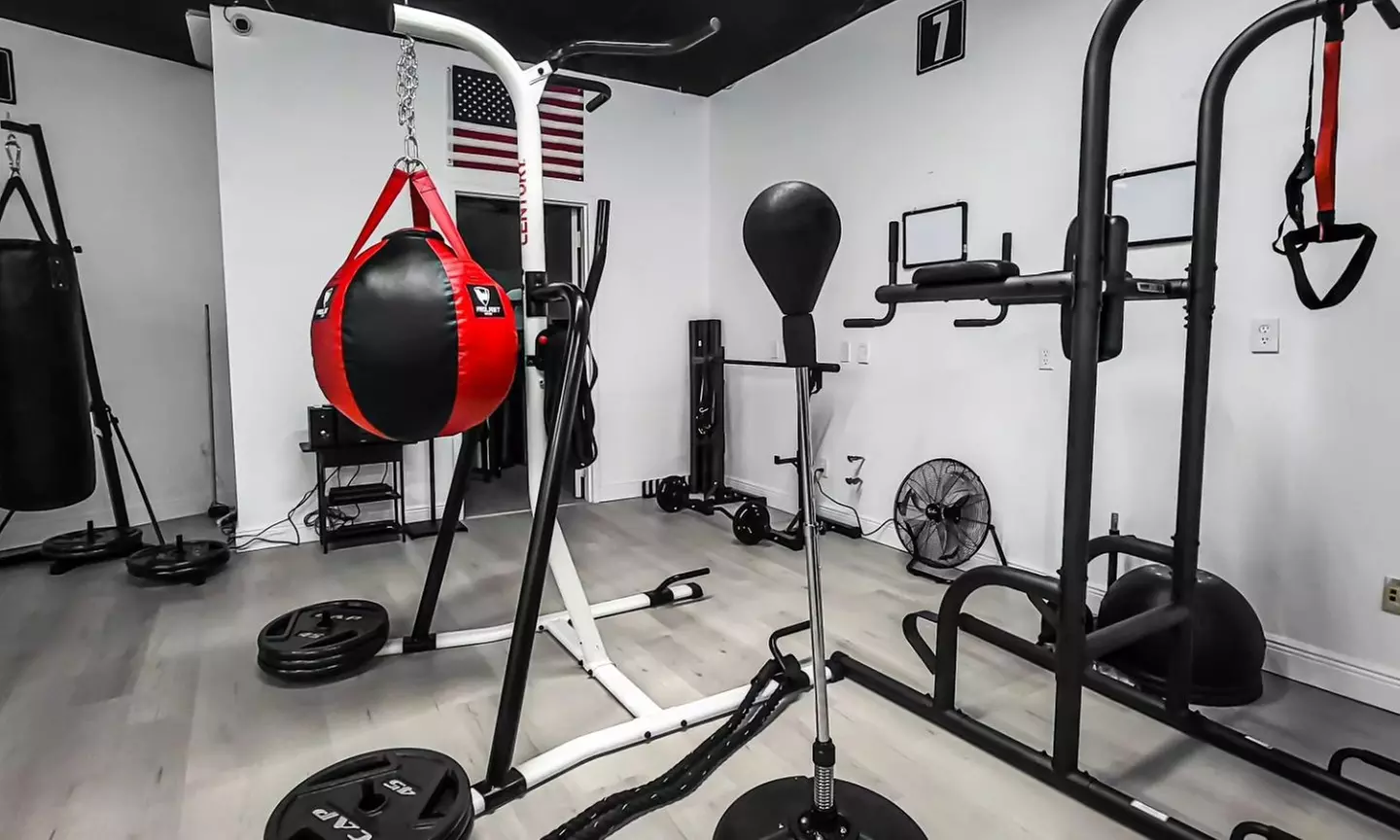 Up to 52% Off on Boxing / Kickboxing at KO Kickboxing - Second Medium