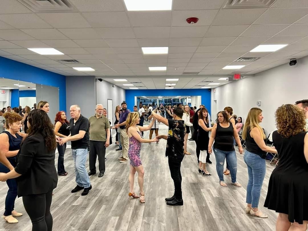 Join 8-Week Latin Dance Classes for New Students Now