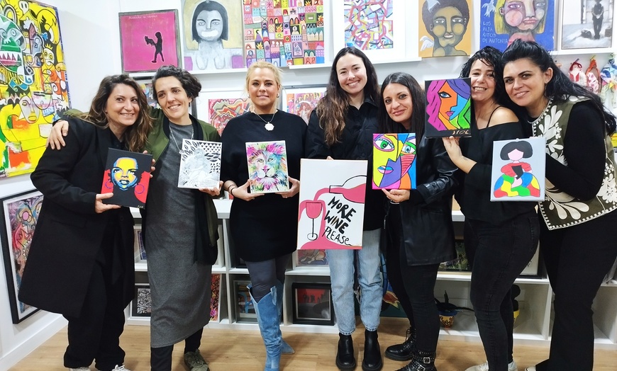 Image 7: ¡Vaya artista! Pinta una obra de arte acompañándolo de vinos y picoteo para 1 o 2 personas y ahorra hasta un 50%