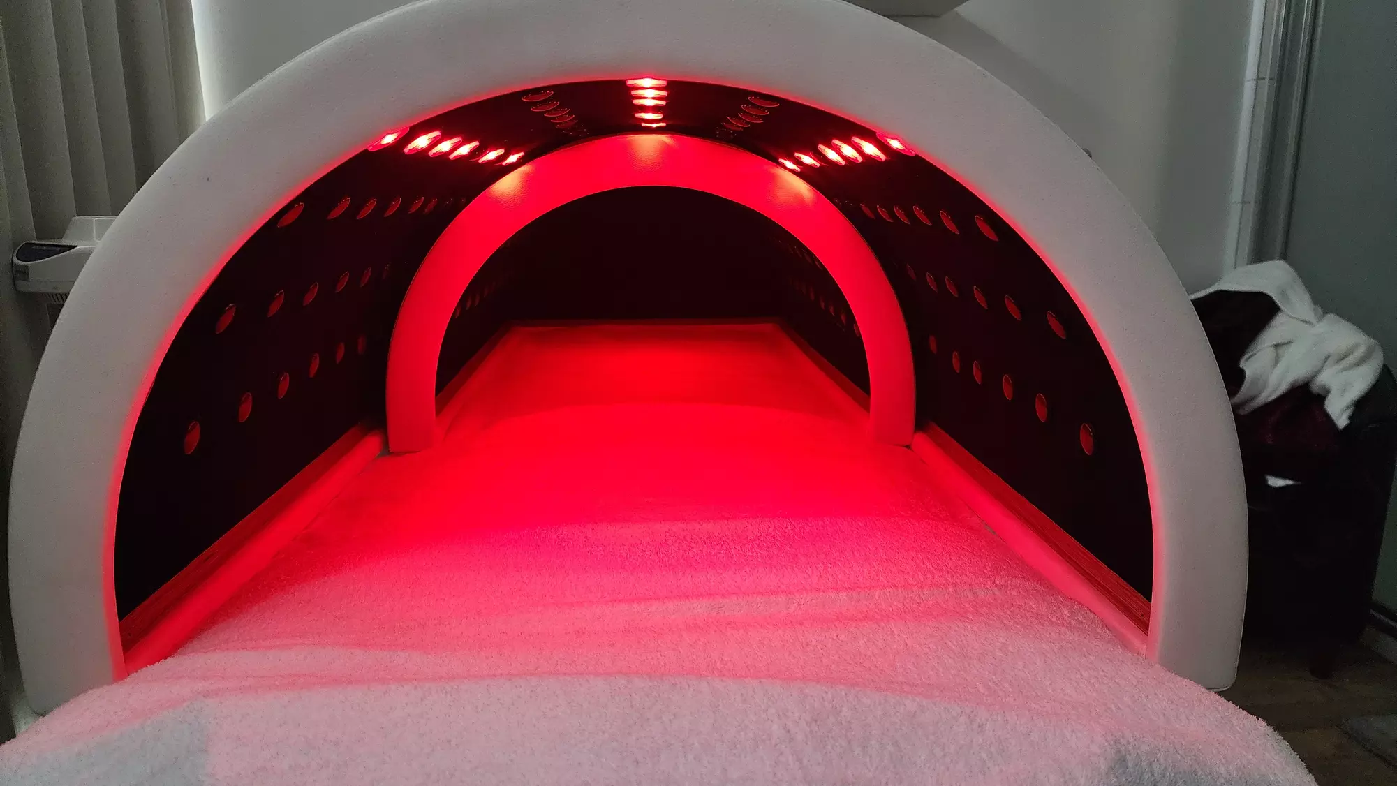 Up to 43% Off on Infrared Heat therapy with Ionic Foot Detox