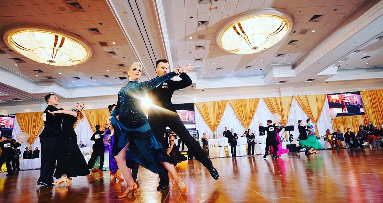 Introductory Private Dance Lesson and Group Class Fun