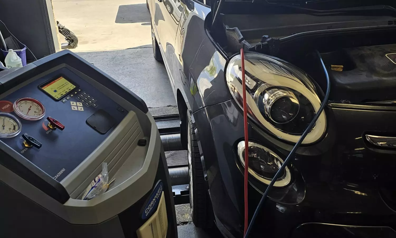 Pink's Motor Service Inc offers A/C diagnostics, brake pads replacement, oil change, and water pump service with up to 44% off - Second Medium