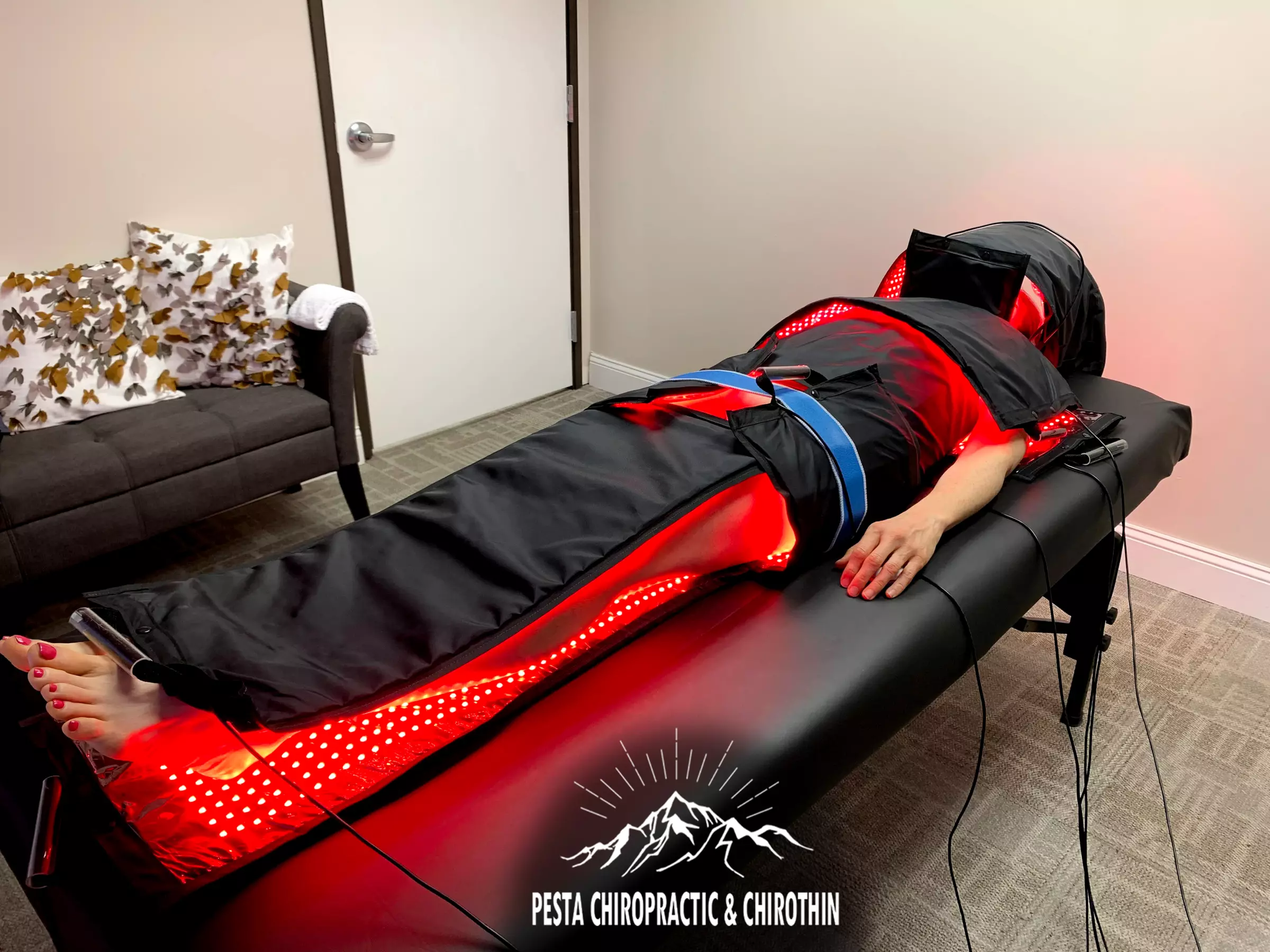 Experience One, Three or Five Sessions of Red and Infrared Light Body Contouring with Therapy (Up To 39%) - Second Medium