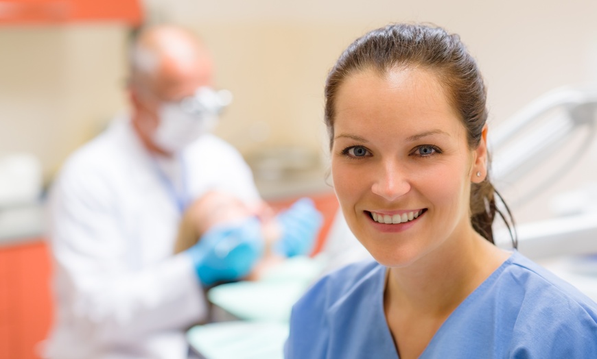 Image 1: Dental Nursing Assistant Online Course at Training Express