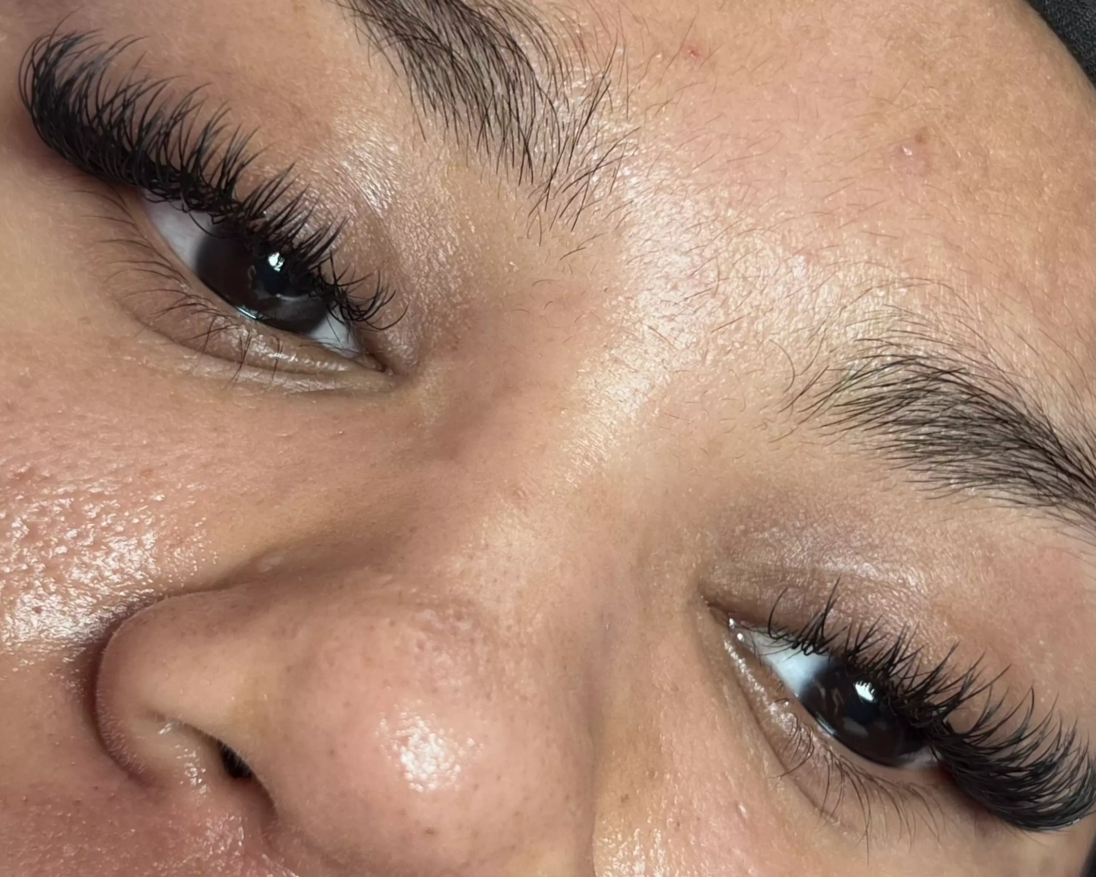 Transform Your Look with Stunning Eyelash Extensions