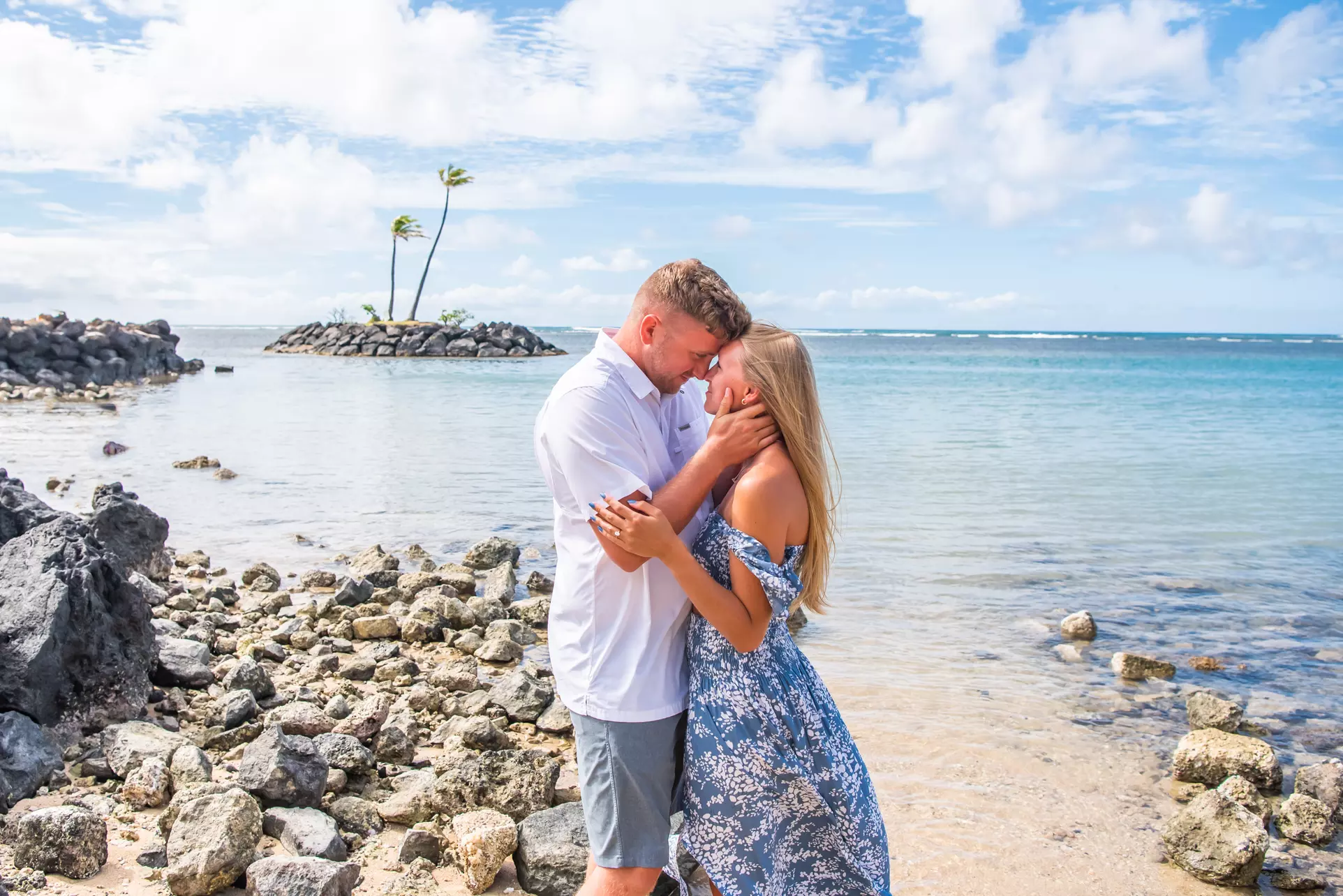 Up to 48% Off on Seasonal Photography at MW Oahu Photography