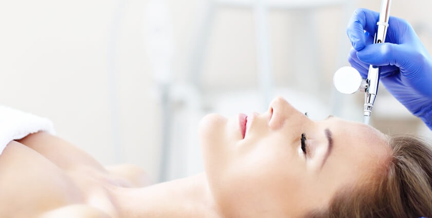 Glow Your Skin with Intraceutical Oxygen or Collagen  Facial