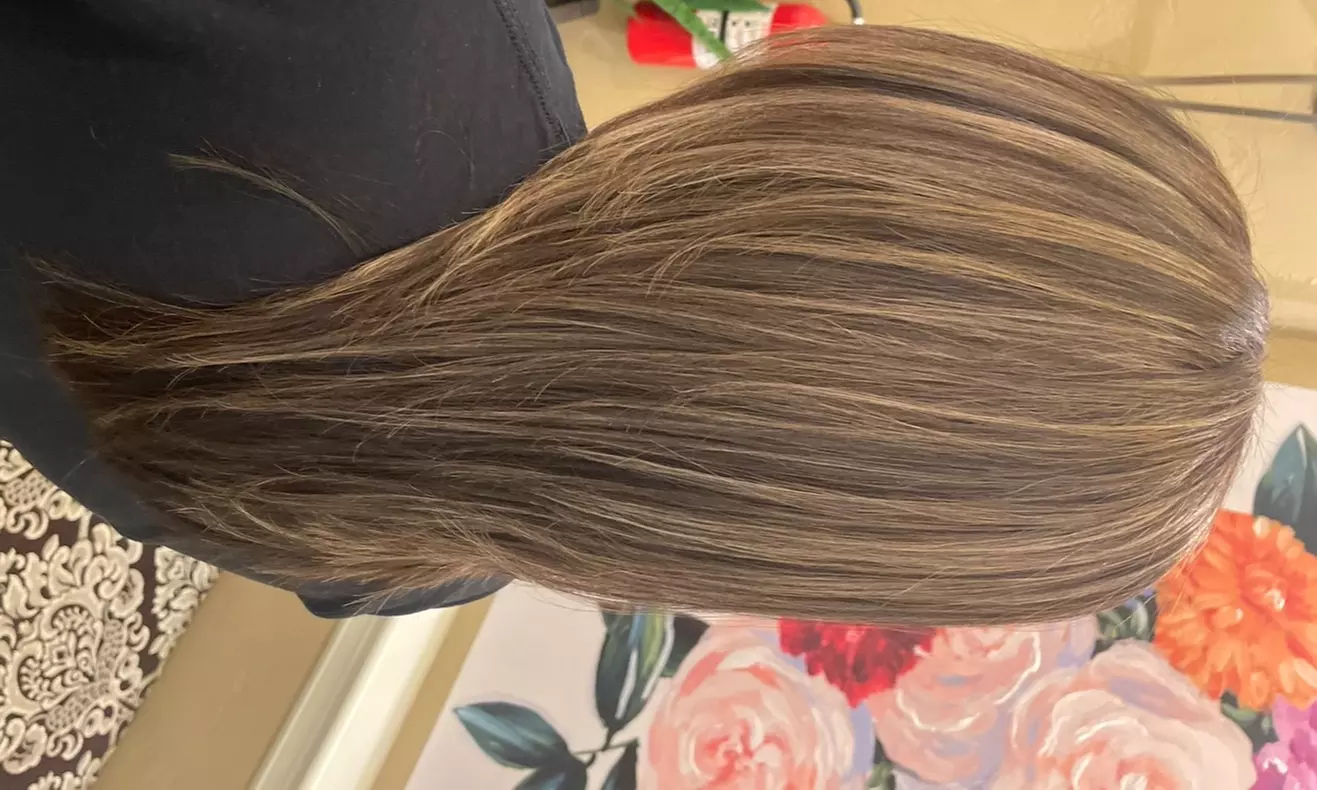 Revamp Your Look with Full or Partial Highlights & Style