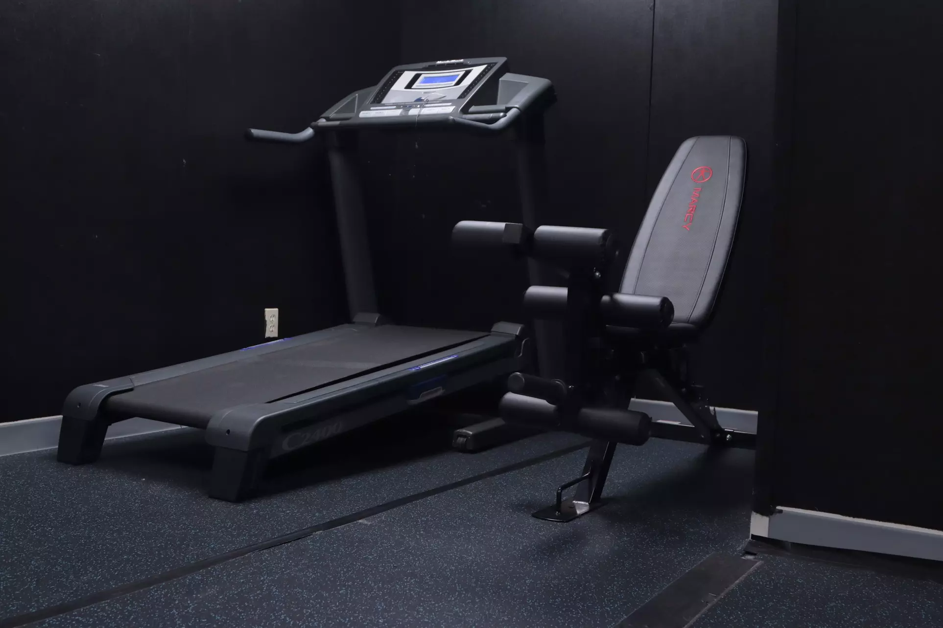 Up to 68% Off on Fitness Studio at Eazyfitness