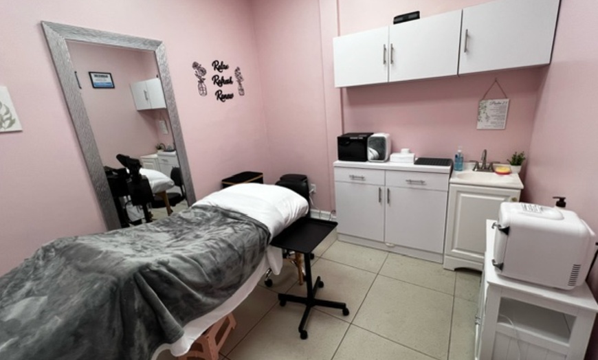 Image 4: Relax with One, Three or Five 60-Min Signature Facial Sessions