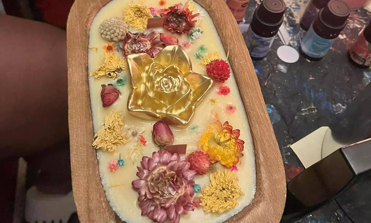 Experience Sunset Rooftop's creative workshop, candle making and painting, with endless mimosas up to 25% off - Primary Image