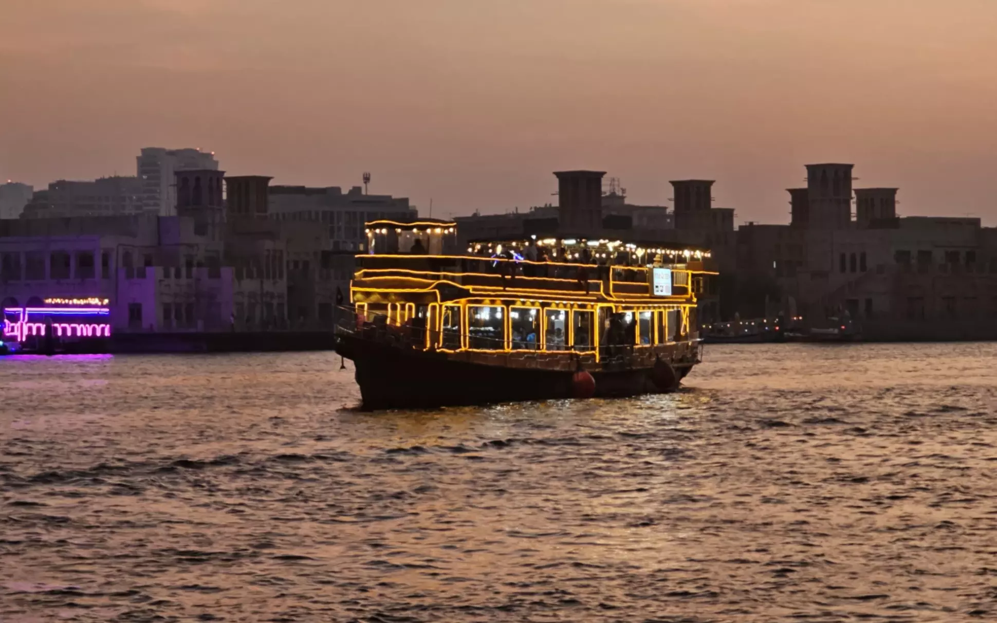 Canal Cruise Buffet Dinner Cruise for 1 Child or 1, 2, or 4 Adults