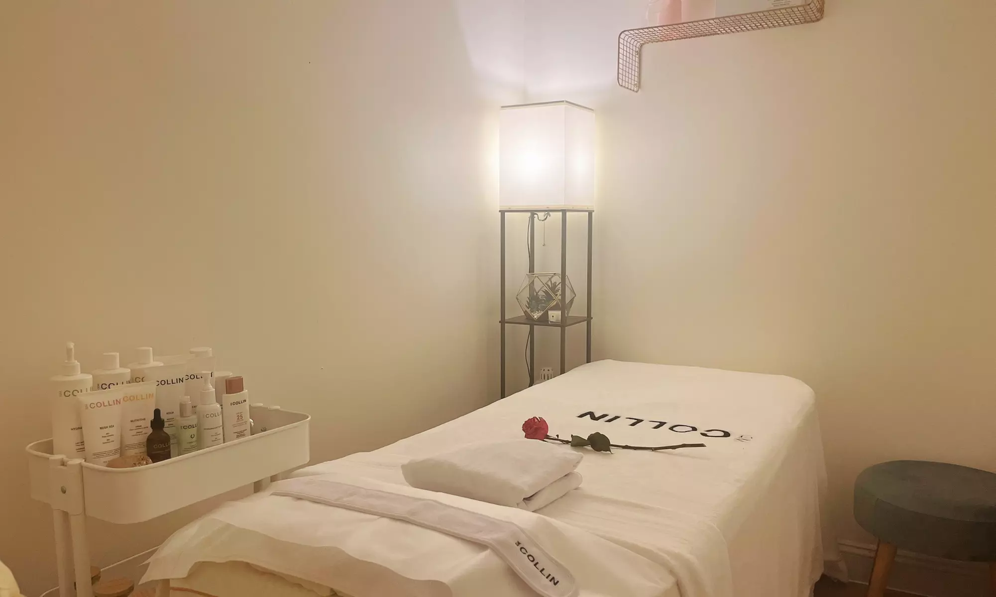 60/90 Swedish or Deep Tissue Massage & Essential Oil &Scalp Treatment