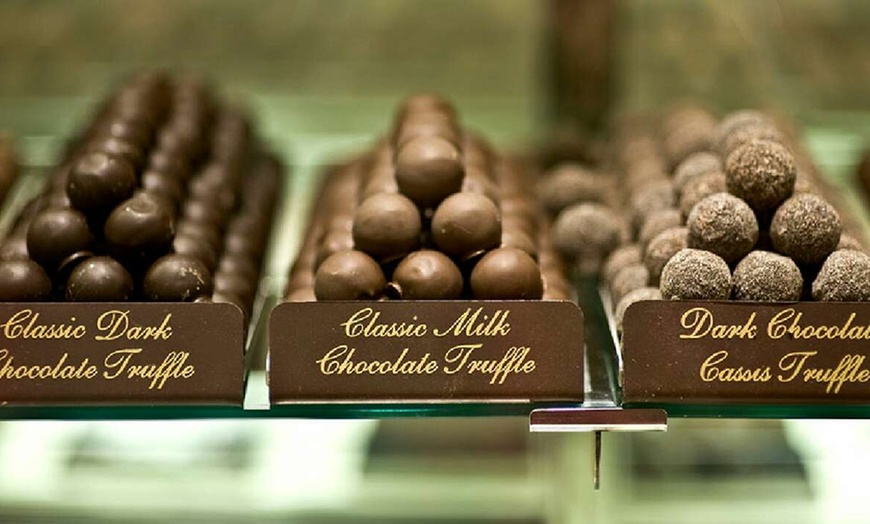 Image 2: Chocolate Tour for One or Two with London Mystery Walks