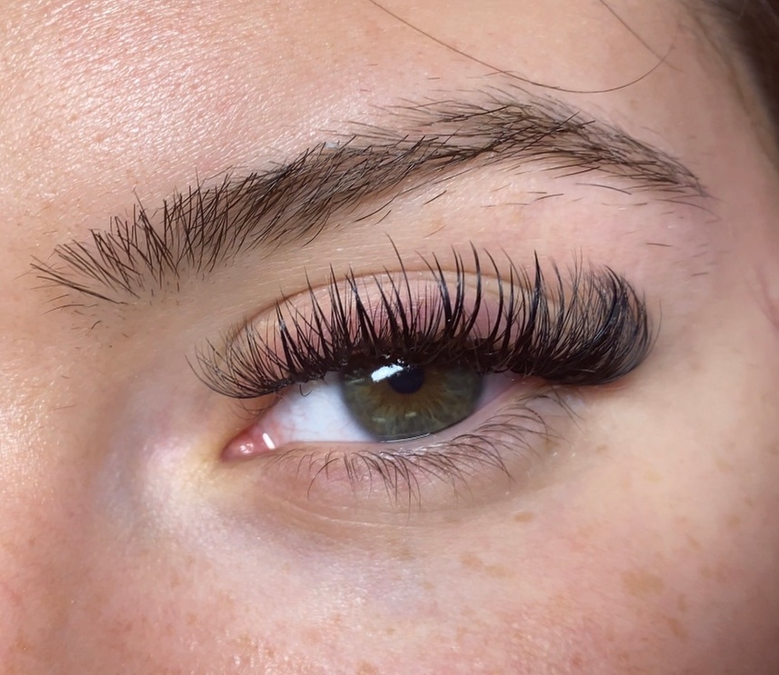 Up to 60% Off on Makeup Application at Lash me up Saba