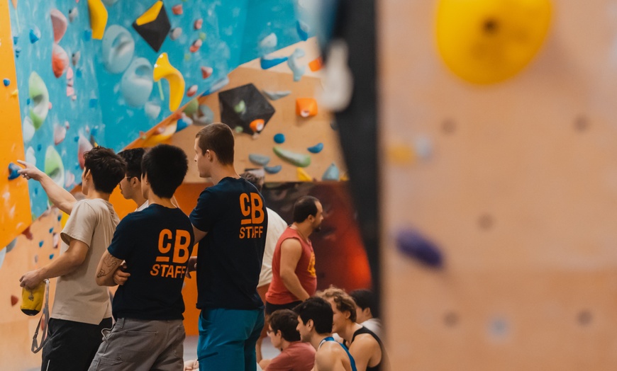 Image 2: Up to 80% Off on Climbing - Indoor at Westfield City Bouldering