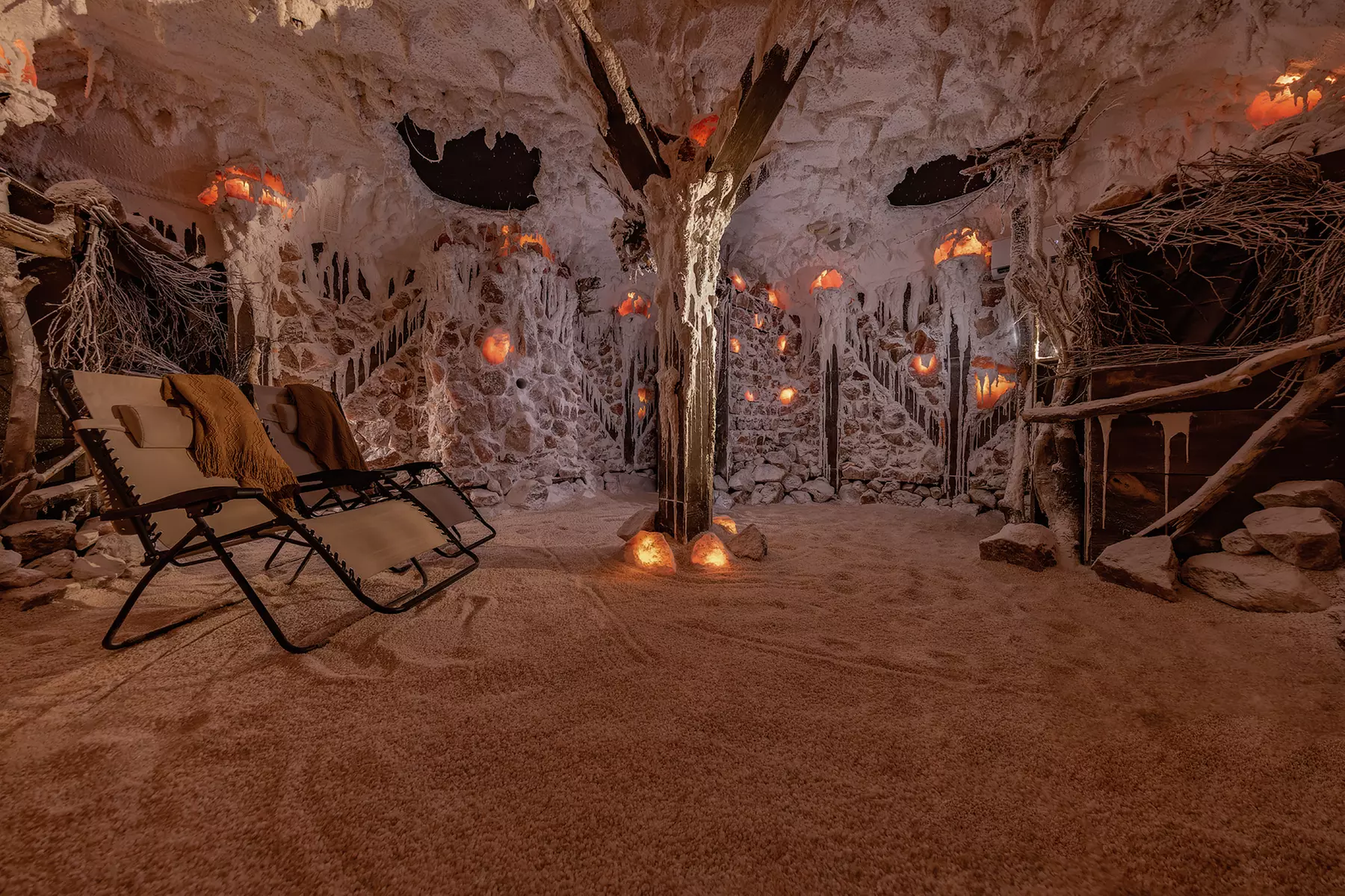 90-, 120 or 165-Minute European Spa Package for One or Couples (Two)