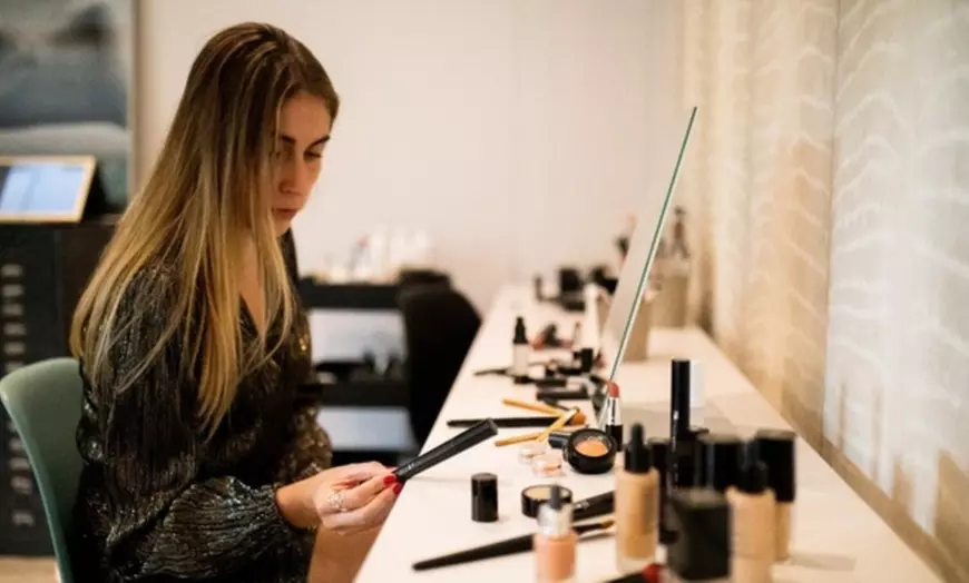 Jusqu'à 67% de remise sur Maquillage / Cosmétiques chez INTEMPORELLE