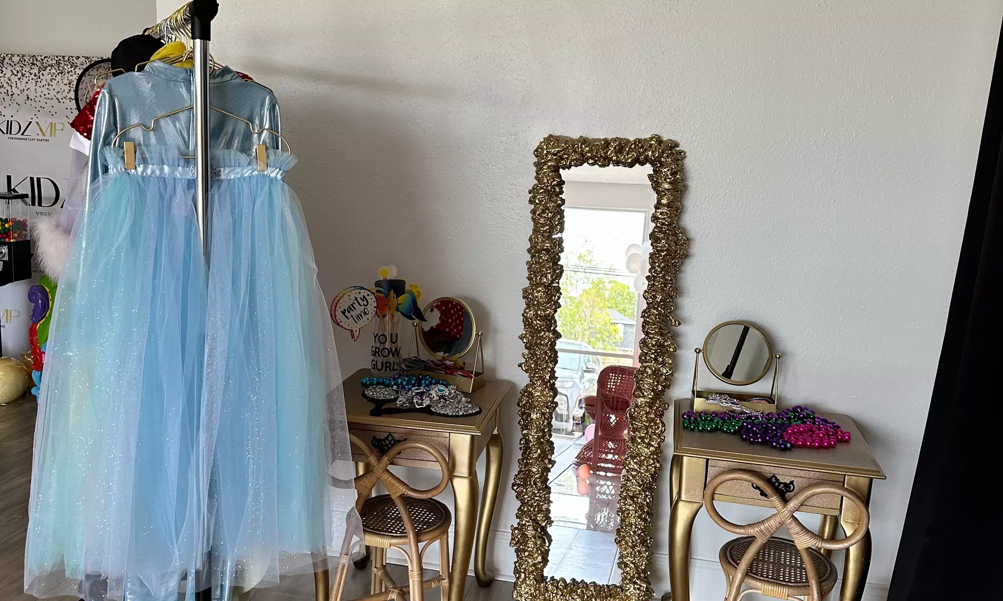 Up to 45% Off on Children's Party / Event at KIDZ VIP Very Important Parties - Second Medium