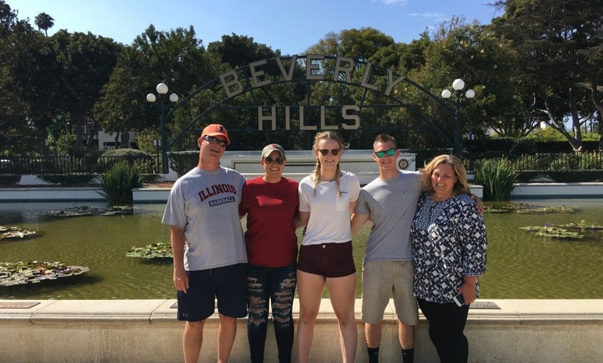 Image 2: Los Angeles Sightseeing Tours: Hollywood, Beverly Hills & Beaches