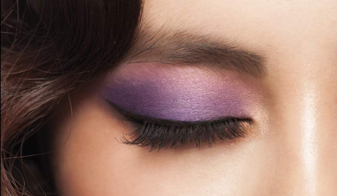 Experience Total Therapy Massage & Spa's Classic or Hybrid Eyelash Extensions with up to 75% off, tailored to your style.