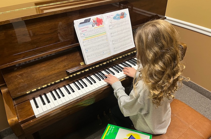 Explore Kids Music Classes with Weekly Lessons